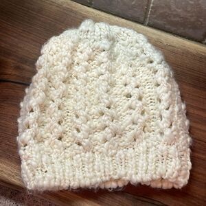 Mossimo Supply Co. textured crochet hat. Warm winter hat. One size.